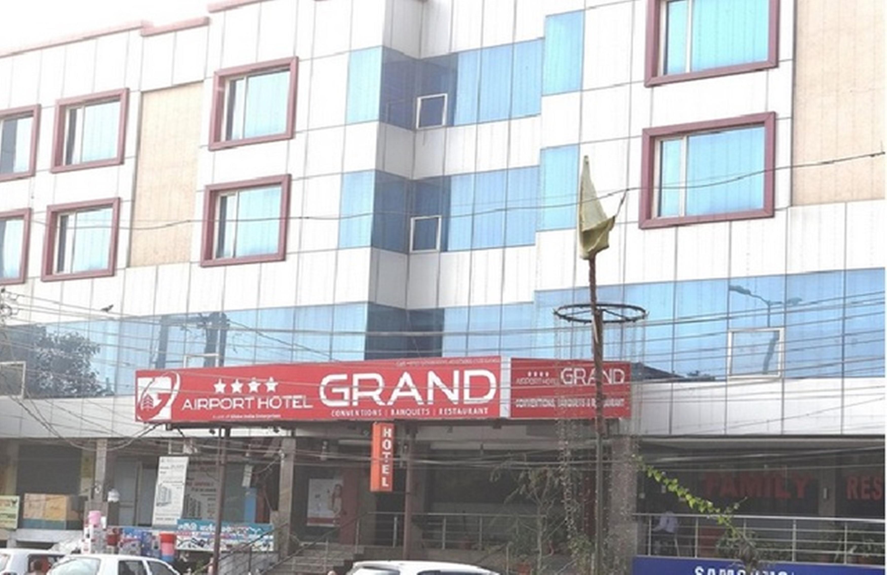 Airport Hotel Grand By Fantasia Nuova Delhi Esterno foto