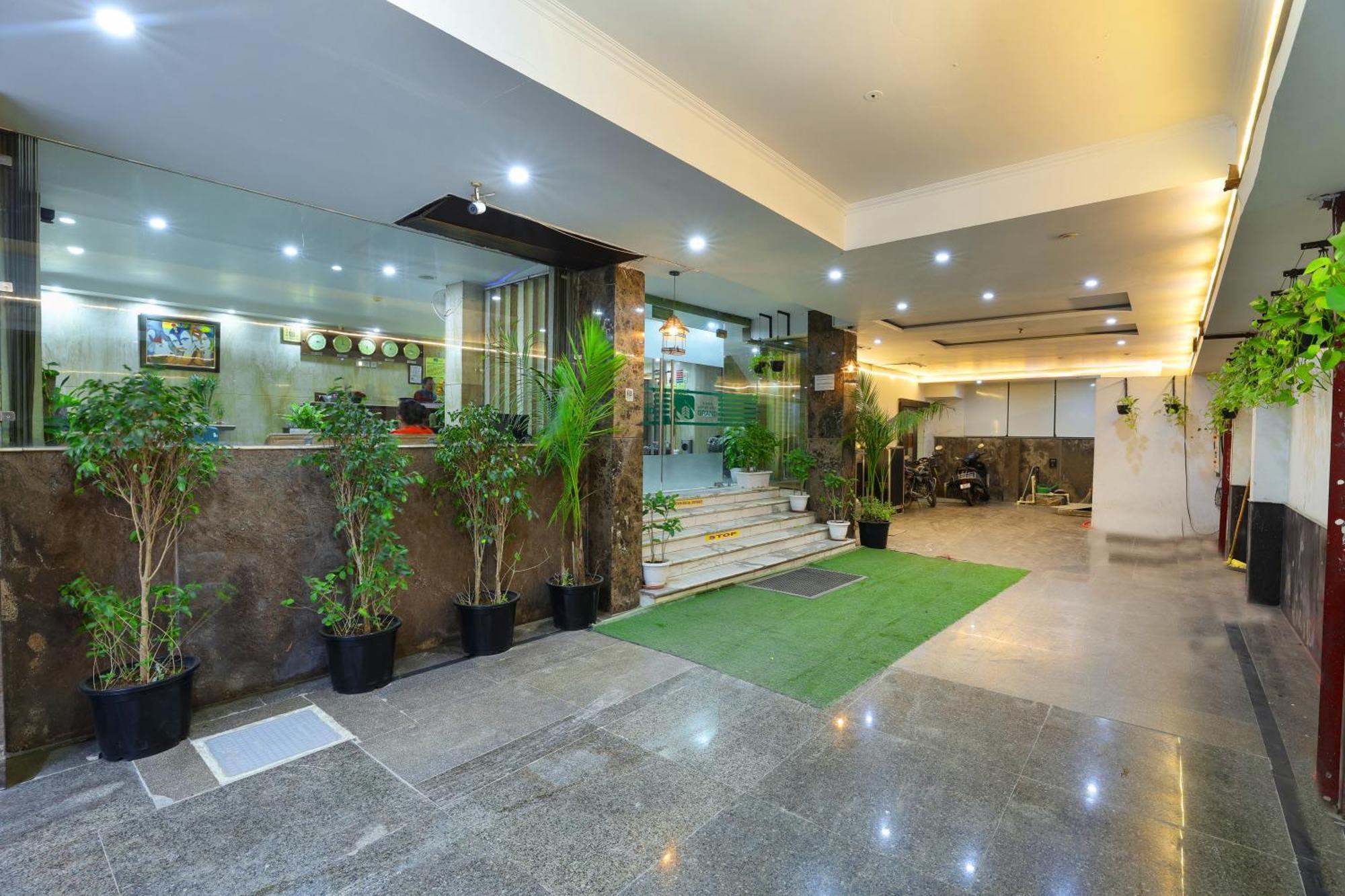 Airport Hotel Grand By Fantasia Nuova Delhi Esterno foto