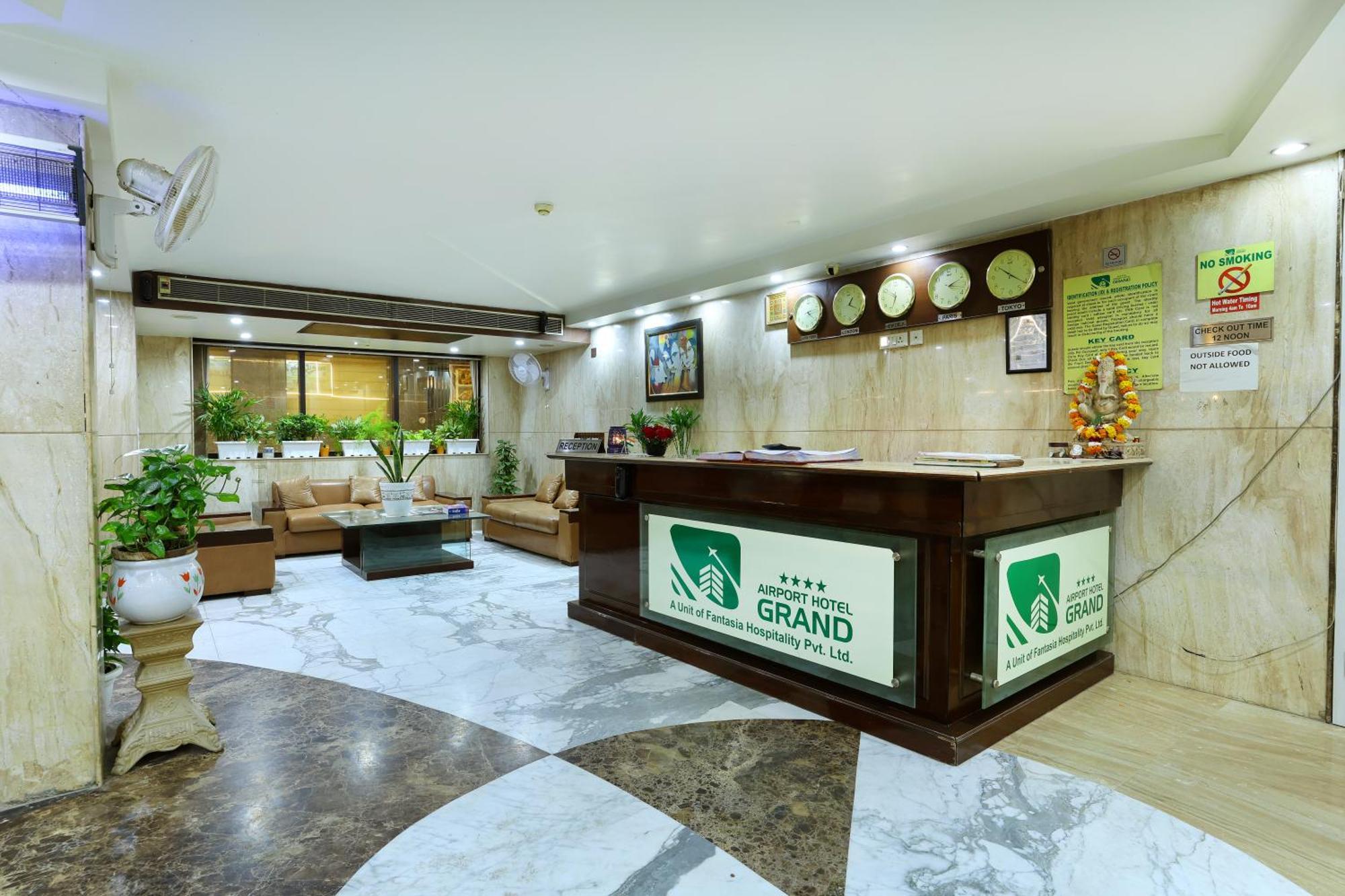 Airport Hotel Grand By Fantasia Nuova Delhi Esterno foto