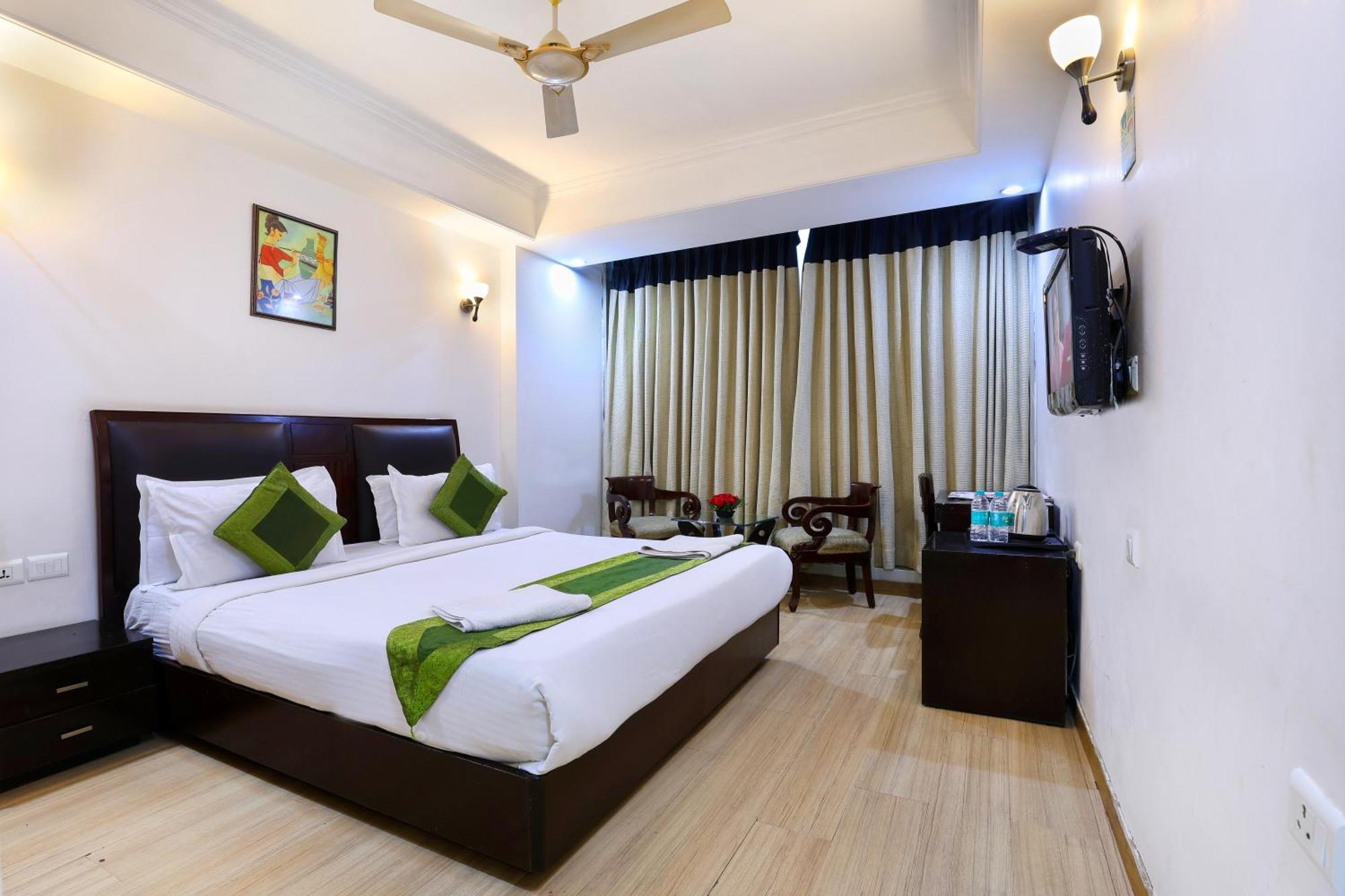 Airport Hotel Grand By Fantasia Nuova Delhi Esterno foto