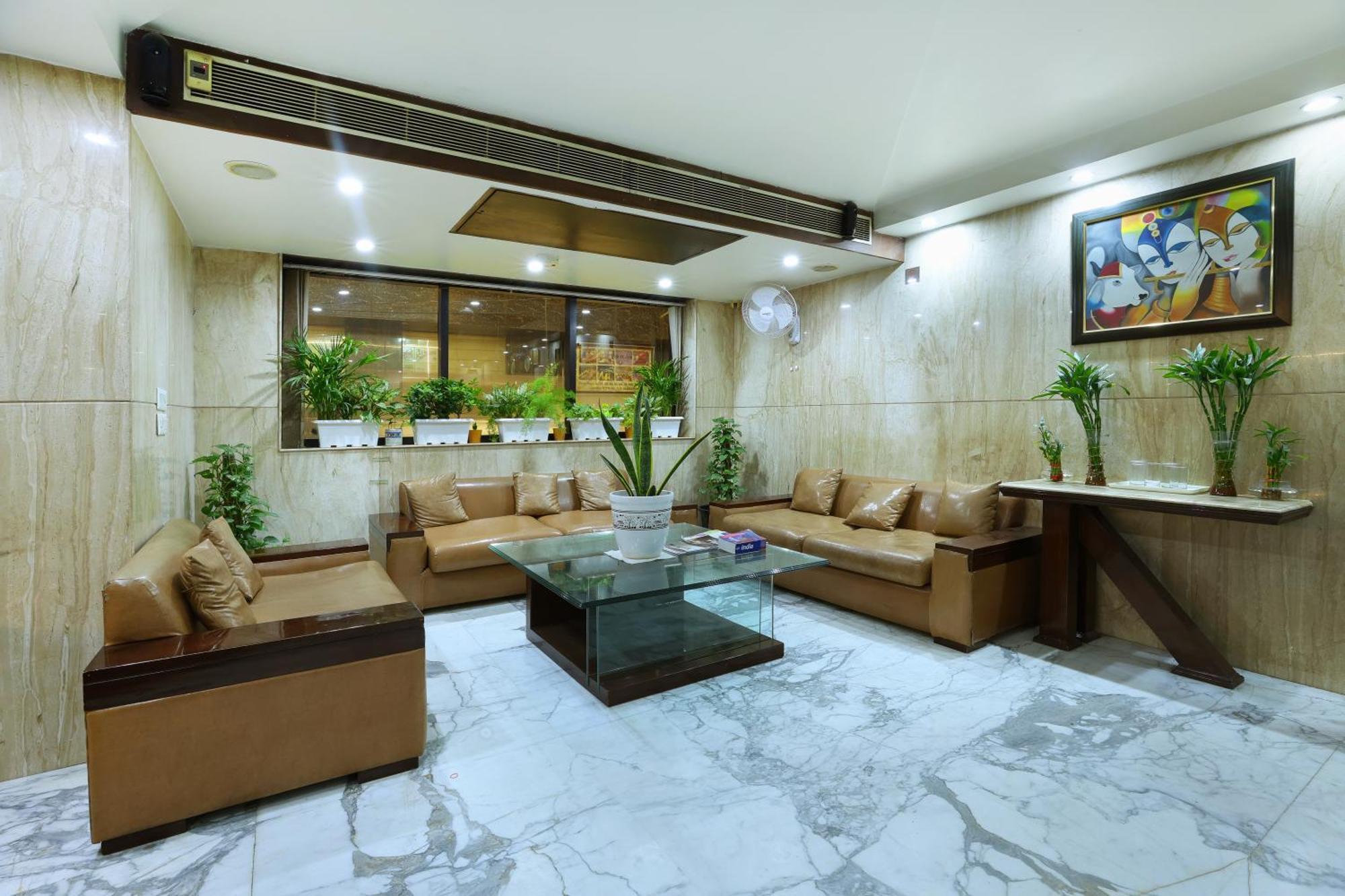 Airport Hotel Grand By Fantasia Nuova Delhi Esterno foto