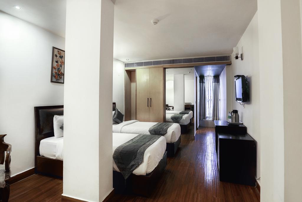 Airport Hotel Grand By Fantasia Nuova Delhi Esterno foto