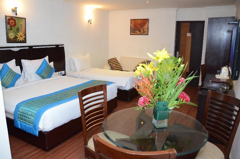 Airport Hotel Grand By Fantasia Nuova Delhi Esterno foto