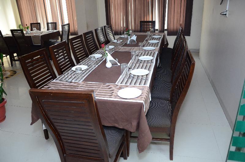 Airport Hotel Grand By Fantasia Nuova Delhi Esterno foto